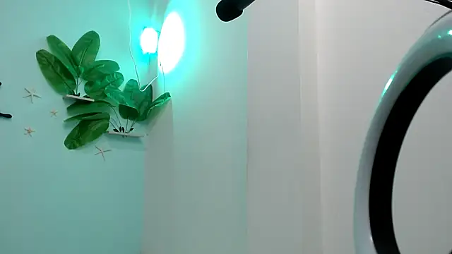 eladyrous98 online show from November 26, 1:28 am