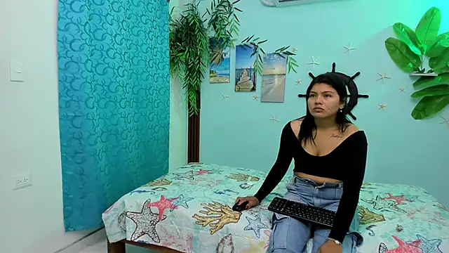 eladyrous98 online show from October 15, 3:36 pm