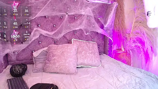 Amara Davis online show from October 29, 9:35 am