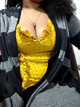 jadeamourim   online show from June 21, 1:42 am