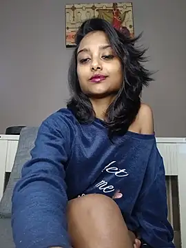 littlemissdevil69 online show from July 22, 8:32 pm
