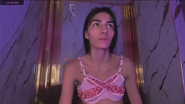 eimy skinny  online show from February 14, 1:13 pm