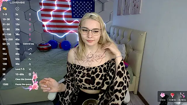 aliicemeow online show from July 1, 4:23 am