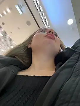 StephanieMur online show from January 13, 6:19 am