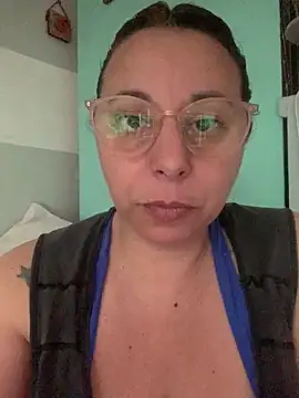 LupeLok online show from October 22, 4:45 pm