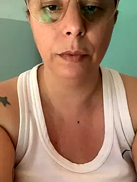 LupeLok online show from November 26, 4:41 pm