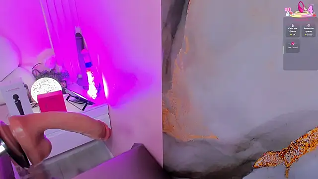 hinata dolly online show from November 1, 11:47 am