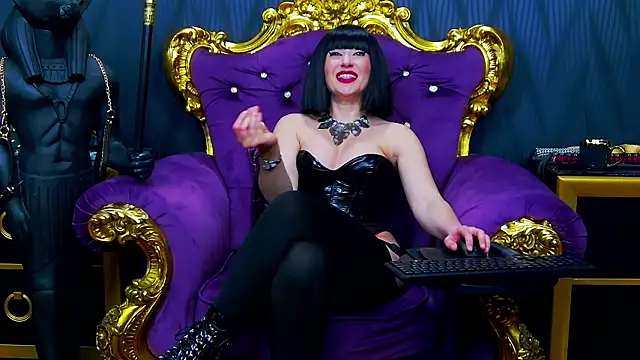 LaraMaeve online show from February 3, 6:40 am