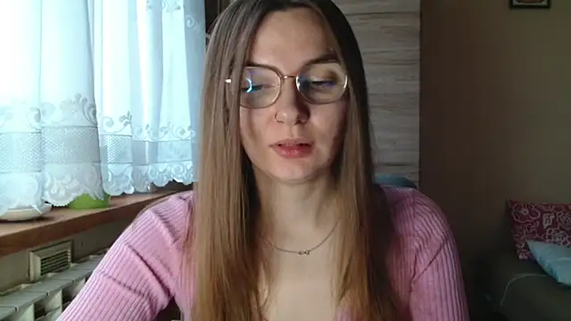 LooveELLYx online show from December 15, 7:24 am