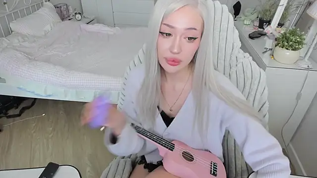 saadnesstyan online show from September 29, 9:47 am