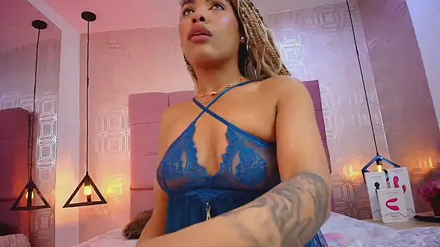 LexieBloom online show from October 23, 3:56 am