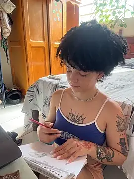 CamillyBlum online show from November 27, 7:28 pm