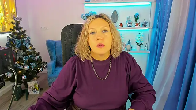 NinaStarle online show from December 16, 9:15 am