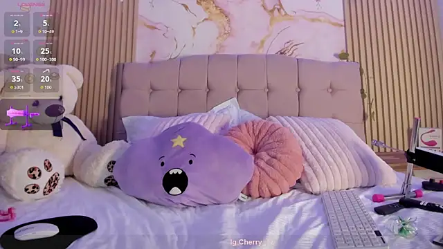 Aliice1  online show from April 1, 10:29 pm