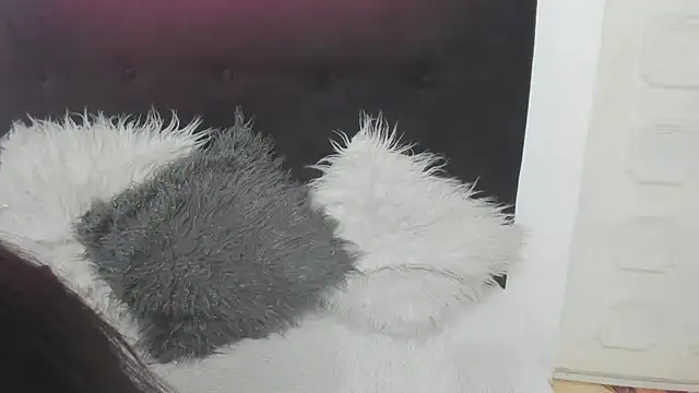 katherine blair online show from April 9, 12:54 pm