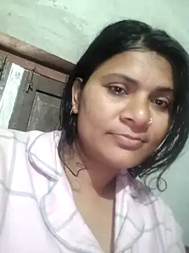 couple 71 online show from February 11, 6:59 am