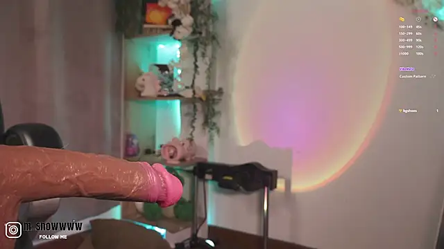 Miila snow online show from October 14, 12:08 pm