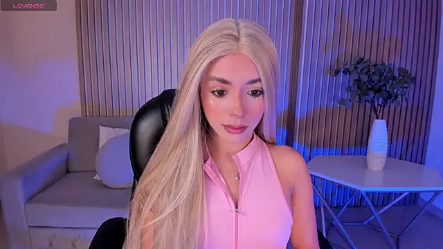 IsabellaMoreau online show from July 11, 7:58 pm