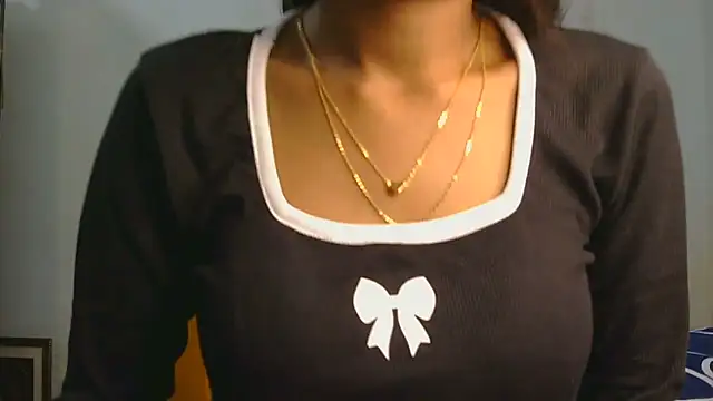 Aarti misty71 online show from March 27, 5:42 am