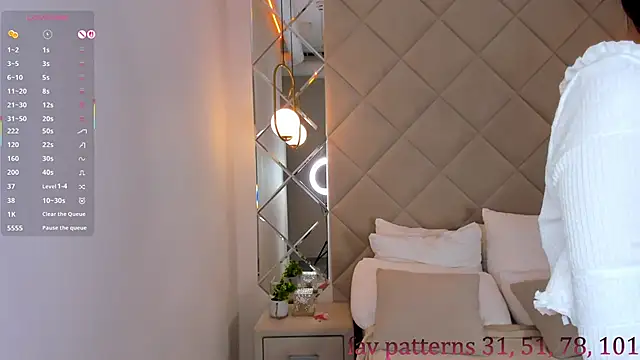 Nelly Kimm online show from October 25, 1:46 am