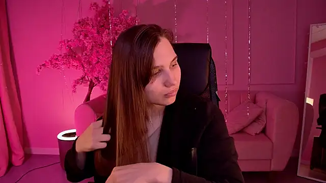 TessaMill online show from March 24, 5:57 am