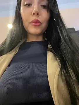 oh nina online show from October 1, 11:53 pm