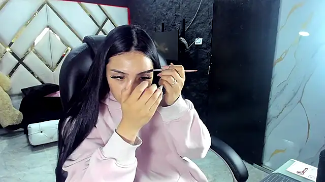 Issabela Mackey  online show from November 27, 4:48 am