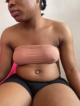 PrettyNina77 online show from February 28, 1:21 pm