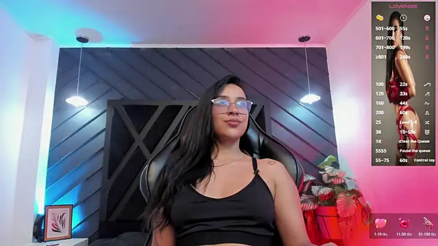 zoe martins  online show from December 15, 5:51 pm