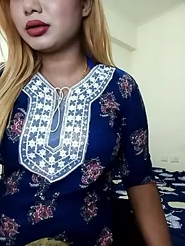 alexa cam44 online show from April 11, 7:39 pm