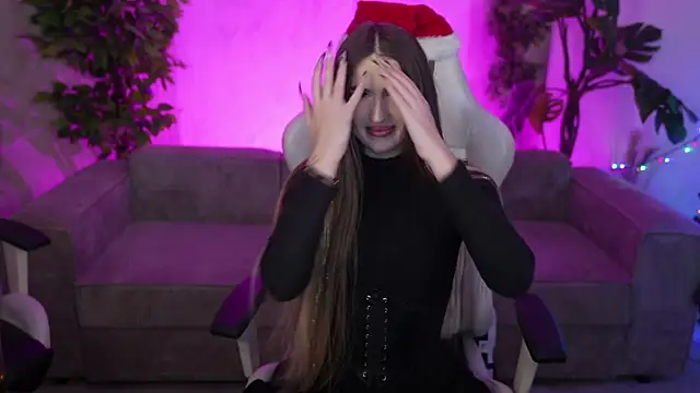 Goldie Flame online show from December 19, 11:52 pm