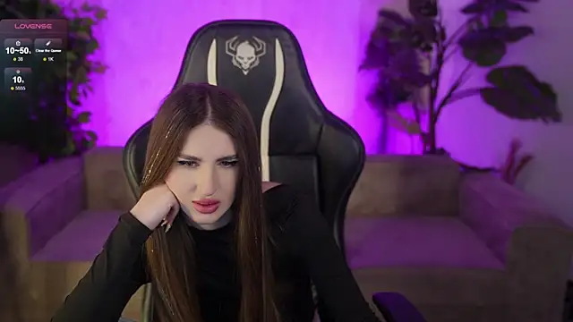 Goldie Flame online show from February 4, 3:31 am