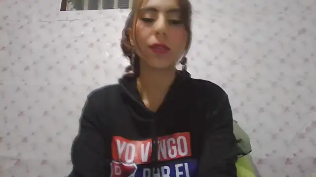 Roselingalvis13 online show from April 17, 2:57 am