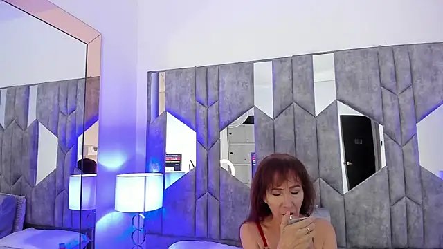 BestLadyMature online show from December 1, 7:38 pm