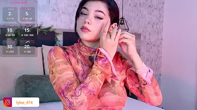 Celine Lee online show from March 6, 6:14 pm