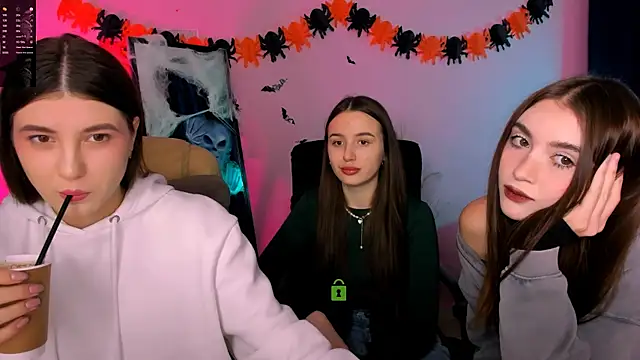 barbara crazy online show from October 25, 8:44 am