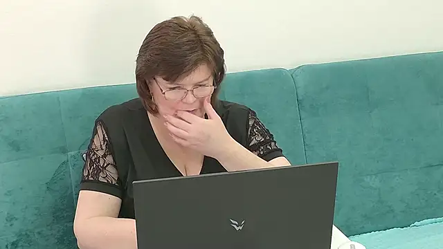 Sandra Sunrise online show from November 6, 9:26 am