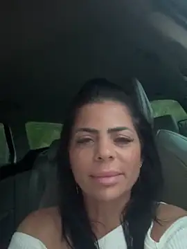 Snapshot of VanesaCharm chatting on October 6, 3:40 pm VanesaCharm online show from October 6, 3:40 pm