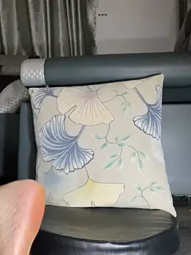 meiiijr55 online show from January 17, 2:46 pm