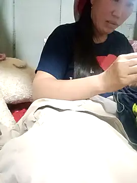 jienrrr online show from June 30, 7:19 am