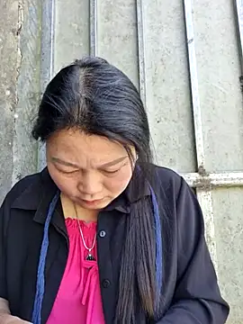 yoowwmr online show from November 23, 5:54 am