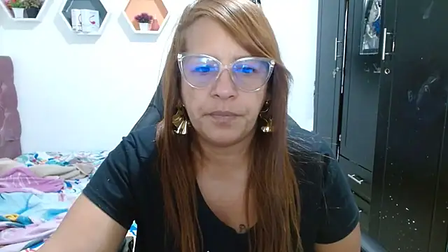 cristydirtyhot online show from May 2, 10:51 am