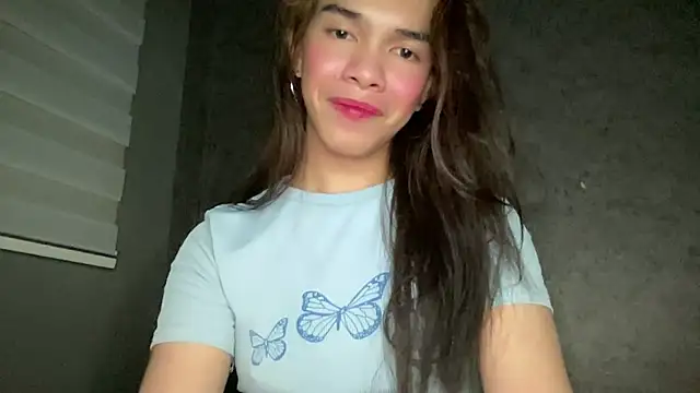 Snapshot of Misselliefayexxx chatting on October 10, 7:41 pm Misselliefayexxx online show from October 10, 7:41 pm