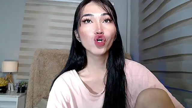 lovelychanel69xx online show from October 5, 11:21 pm