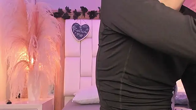 Daphne And Roger online show from March 23, 11:16 am