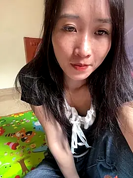 Snapshot of oneyou_400 chatting on September 10, 7:52 am oneyou 400 online show from September 10, 7:52 am