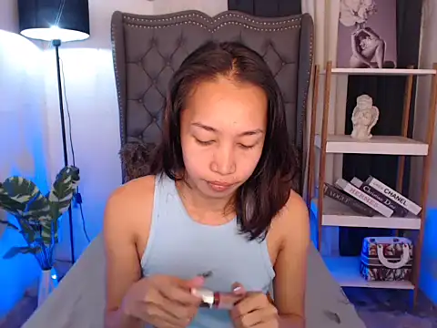 Sweet kittyxx online show from November 9, 1:33 am