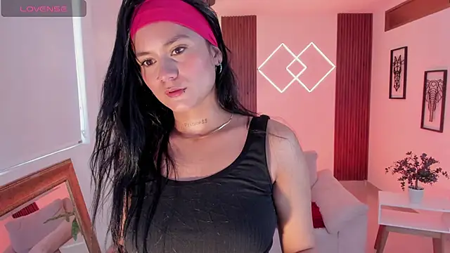 Miiaa jones online show from September 18, 1:31 pm