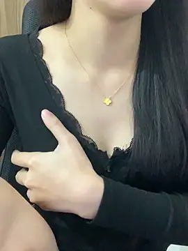 JennyQueen18 online show from January 17, 3:30 pm