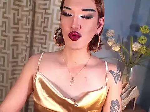 AleinaCroft online show from February 23, 9:31 am